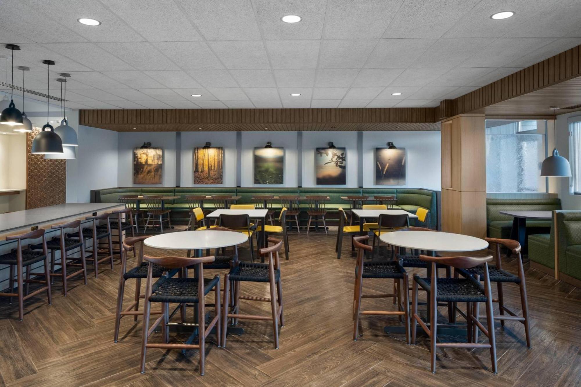 Fairfield Inn & Suites By Marriott Kenosha פלזנט פררי מראה חיצוני תמונה