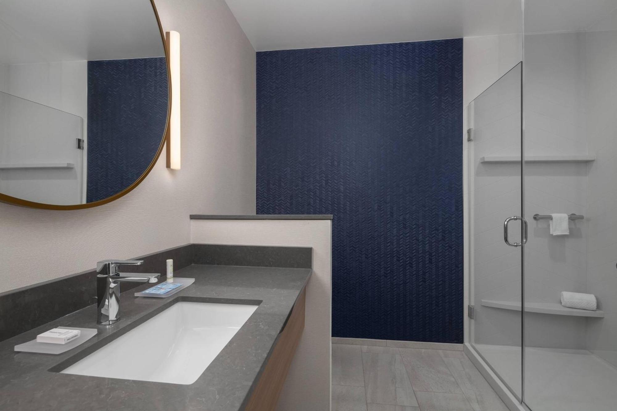 Fairfield Inn & Suites By Marriott Kenosha פלזנט פררי מראה חיצוני תמונה