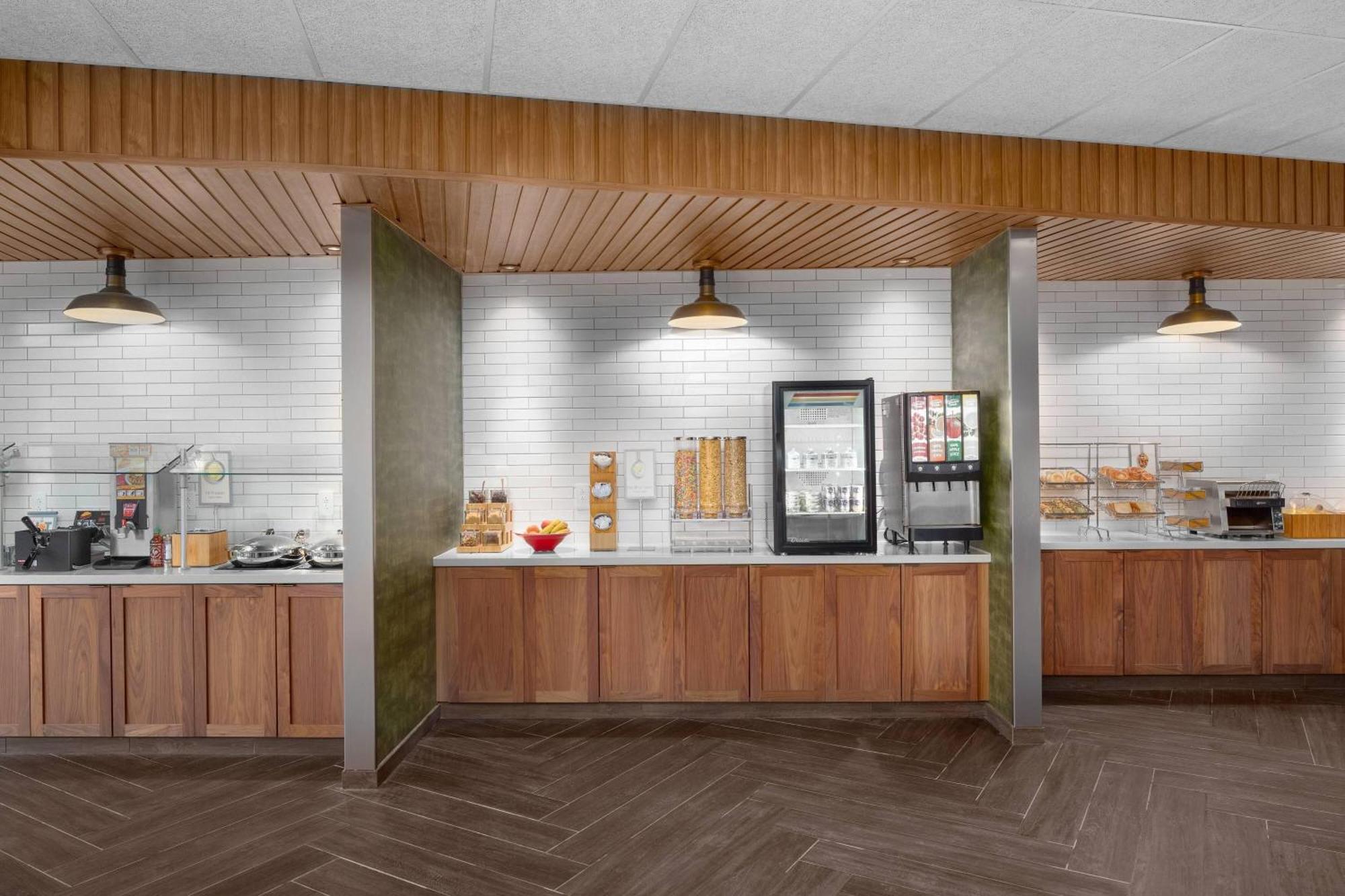 Fairfield Inn & Suites By Marriott Kenosha פלזנט פררי מראה חיצוני תמונה