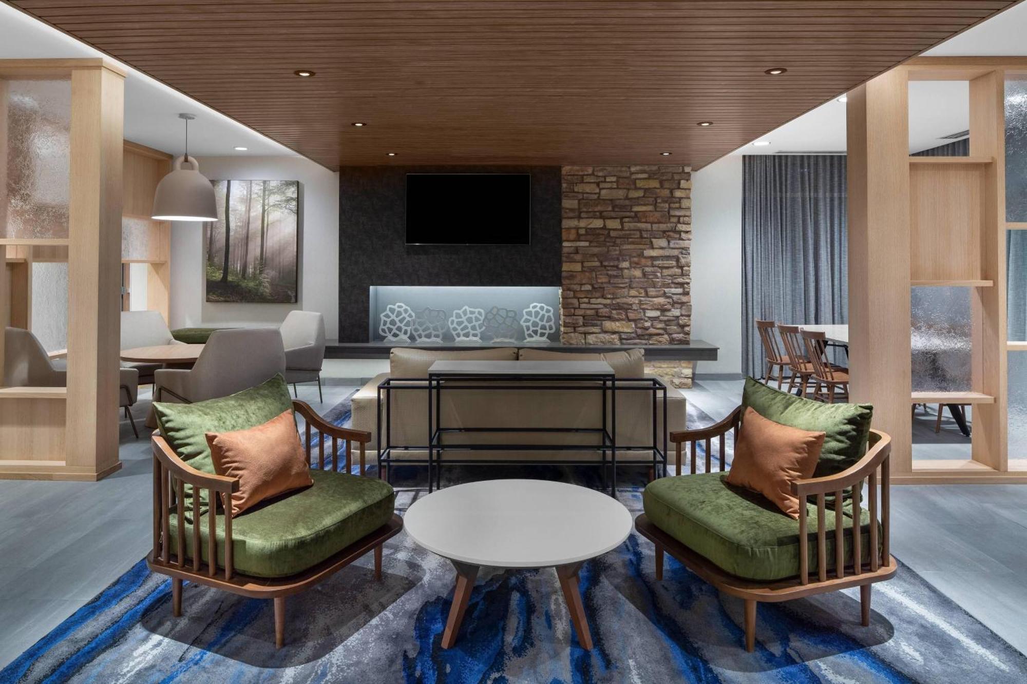 Fairfield Inn & Suites By Marriott Kenosha פלזנט פררי מראה חיצוני תמונה