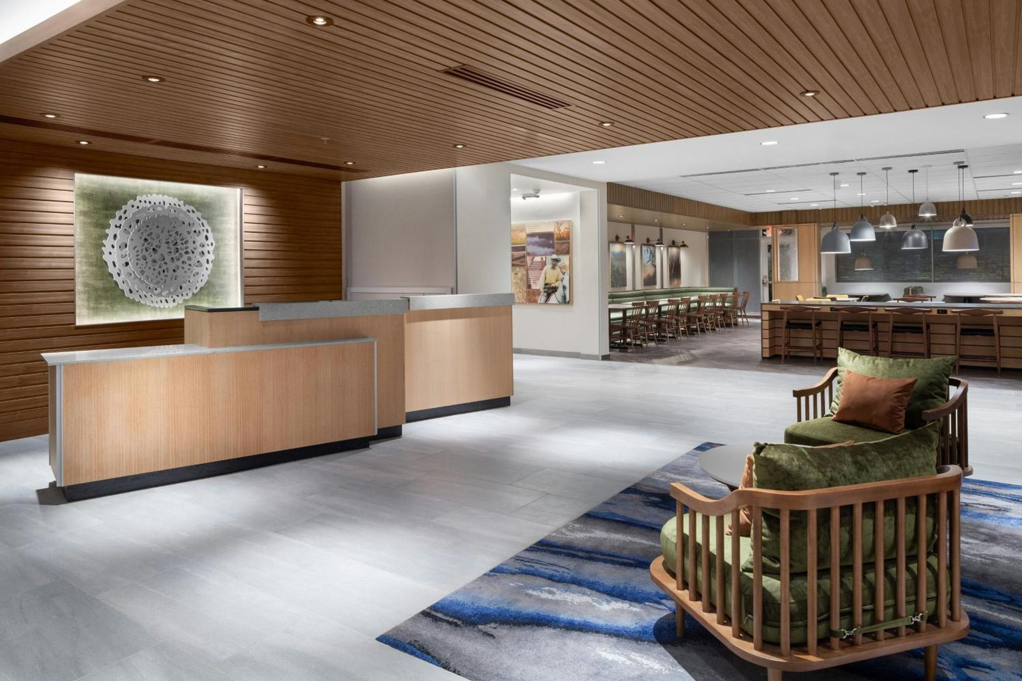 Fairfield Inn & Suites By Marriott Kenosha פלזנט פררי מראה חיצוני תמונה